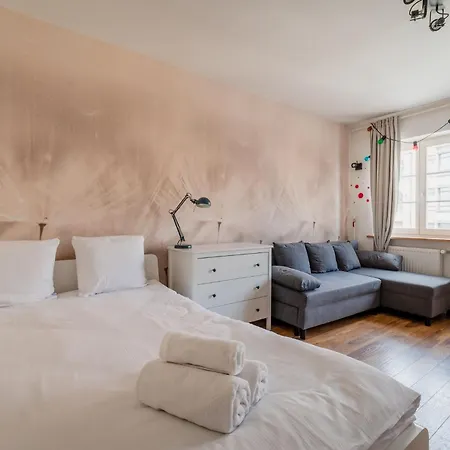 Rentplanet - Rynek Ratusz Wrocław